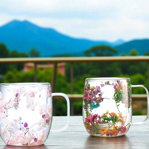 410 ml floral Double wall insulated glass mug with dried flowers