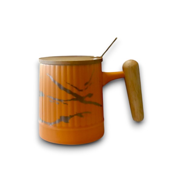 Ceramic mug with wooden handle & lid + golden stainless spoon