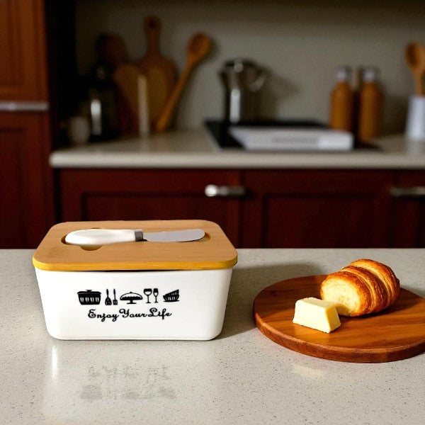 Ceramic butter/snack plate with bamboo lid and knife