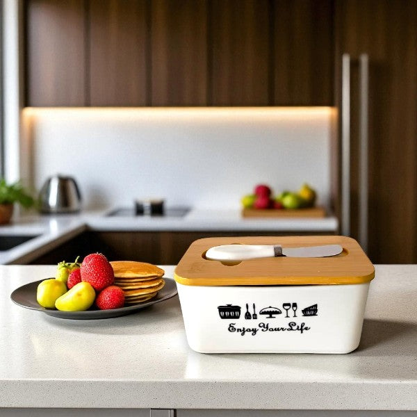 Ceramic butter/snack plate with bamboo lid and knife