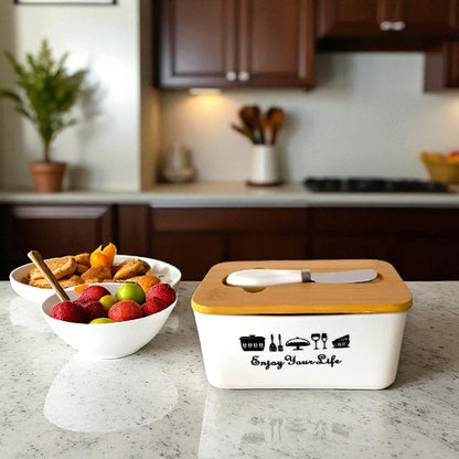 Ceramic butter/snack plate with bamboo lid and knife